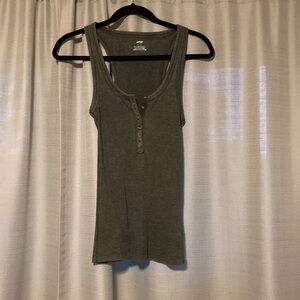 Gray Aerie ribbed button down tank top in size small